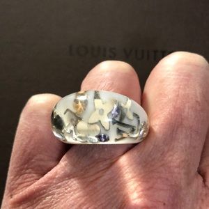 Louis Vuitton Lucite Ring Sz M